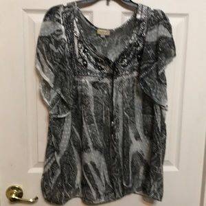 One World black & gray sheer top size 3X